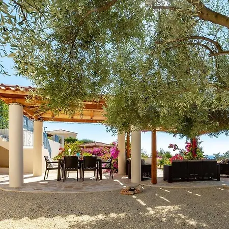 빌라 Anna Margarita, Beautiful Modern With Far Reaching Sea Views Livathos (Kefalonia)