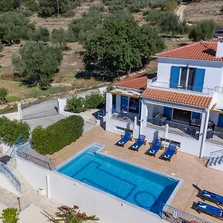 Anna Margarita, Beautiful Modern With Far Reaching Sea Views 빌라 Livathos (Kefalonia)