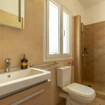 Anna Margarita, Beautiful Modern With Far Reaching Sea Views 빌라 Livathos (Kefalonia)